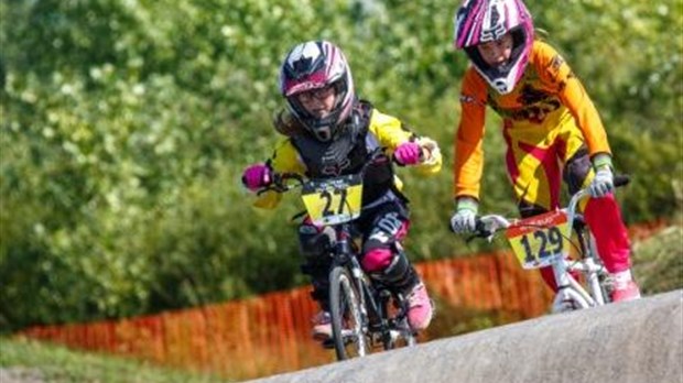 Éliot Côté se relève brillamment d’une chute en BMX